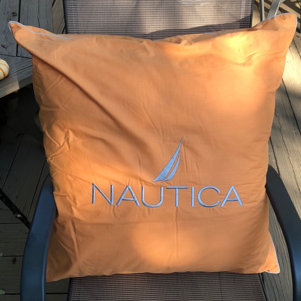 Nautica King Size Pillow